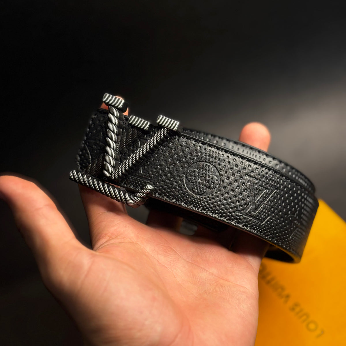 Cincho LV Premium - Cuero Genuino