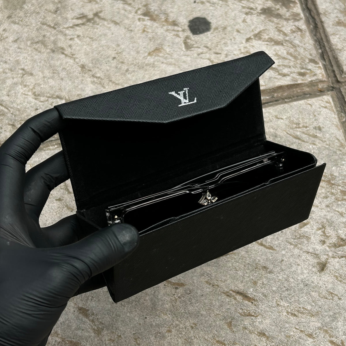 Lentes Louis Vuitton Cyclone - Cristal Oscuro Premium