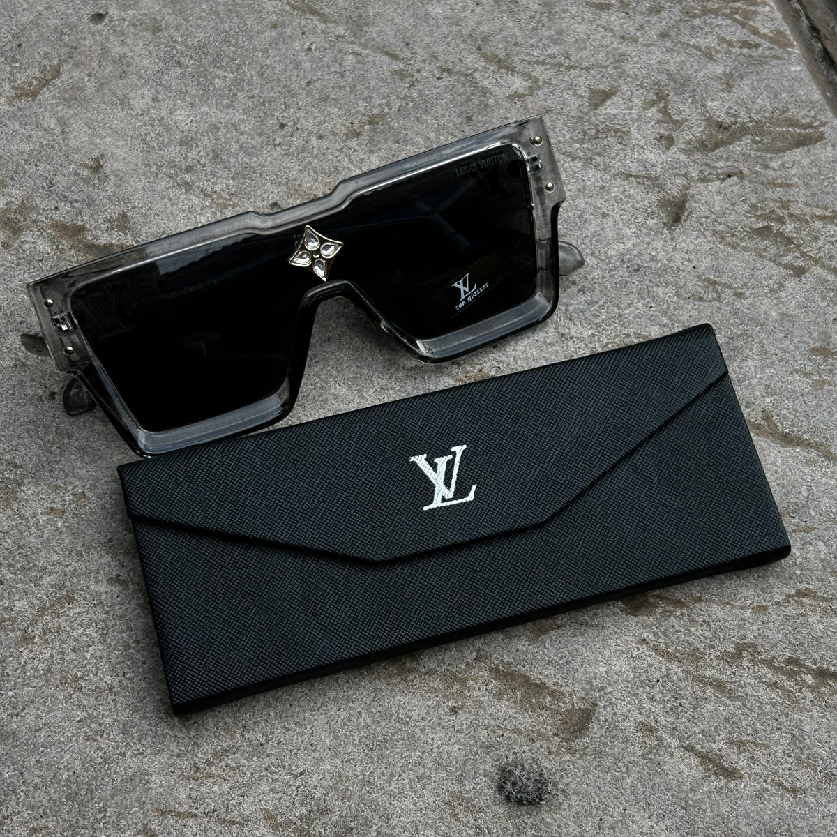 Lentes Louis Vuitton Cyclone - Cristal Oscuro Premium